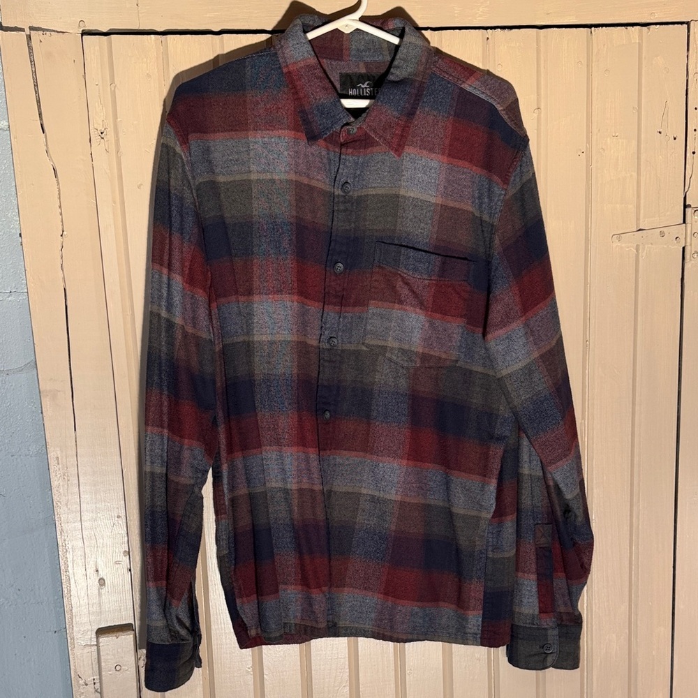 Hollister Red and Blue Plaid Casual Button Down Shirt